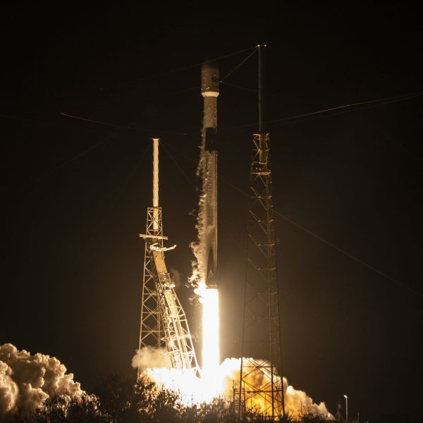 SES_O3b_mPOWER_Launch_credit_SpaceX